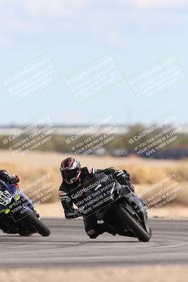 media/Nov-16-2025-Race Pace (Sun) [[8c5fa54630]]/Verified Riders/9-Turn 16 (150pm)/